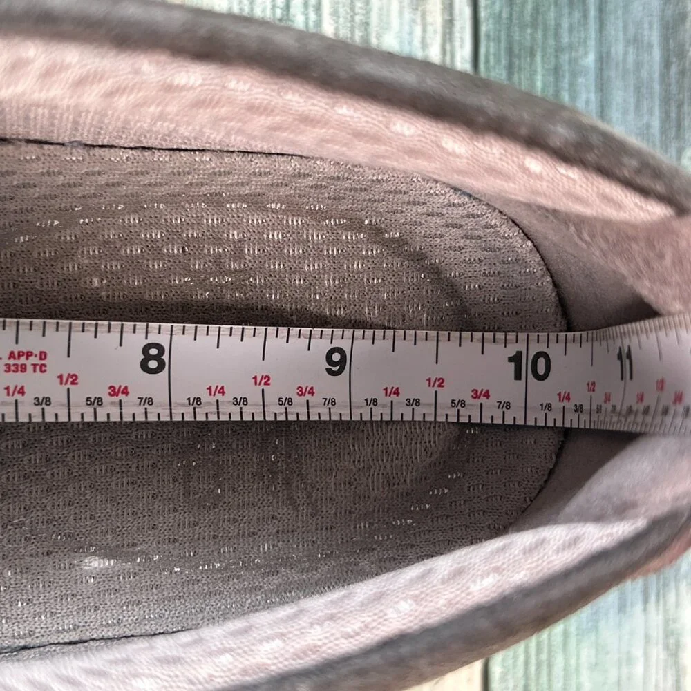 Dansko Sneakers Womens Harmony Size 8.5-9 Gray Suede Casual Shoes Comort Walking